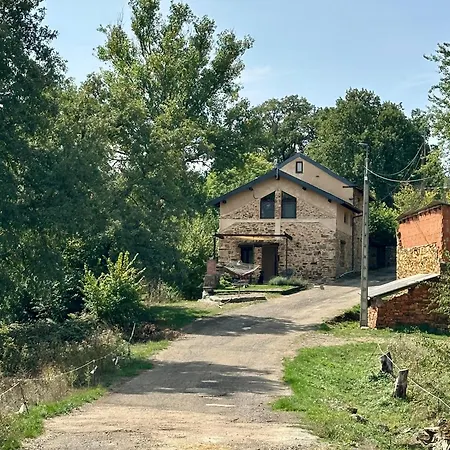 Casa Rural Ucedo Holiday home Ucedo